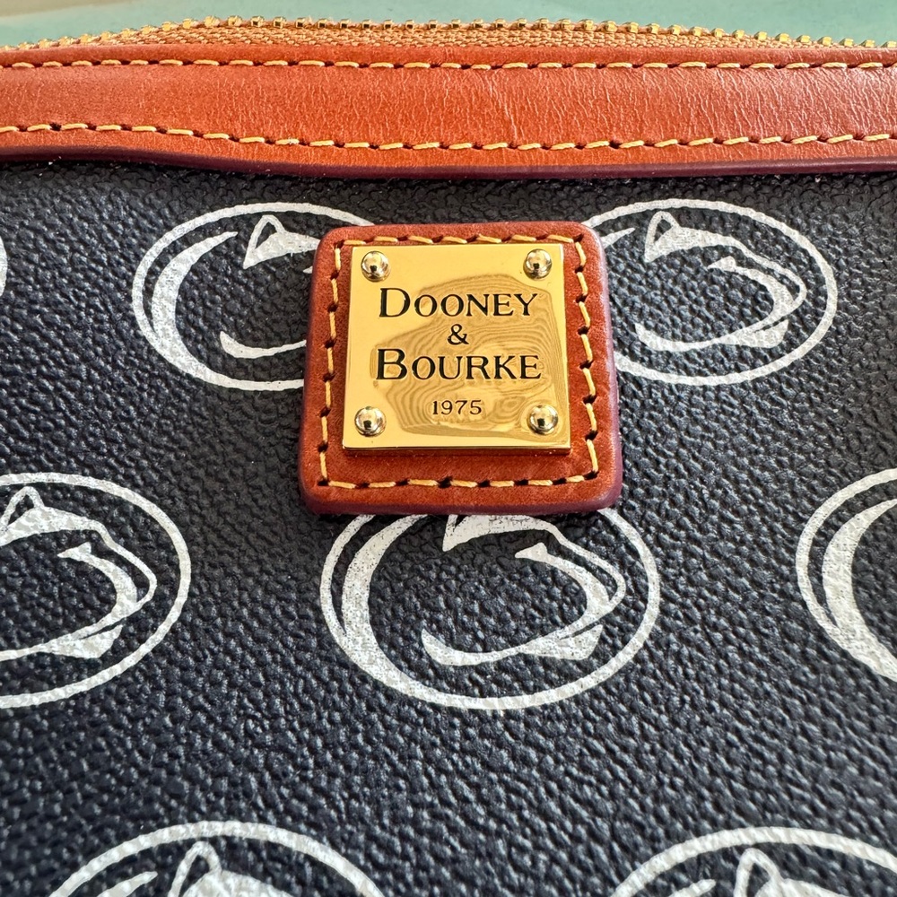 Dooney & Bourke Leather Wristlet PENN STATE UNIVERSITY NWOT